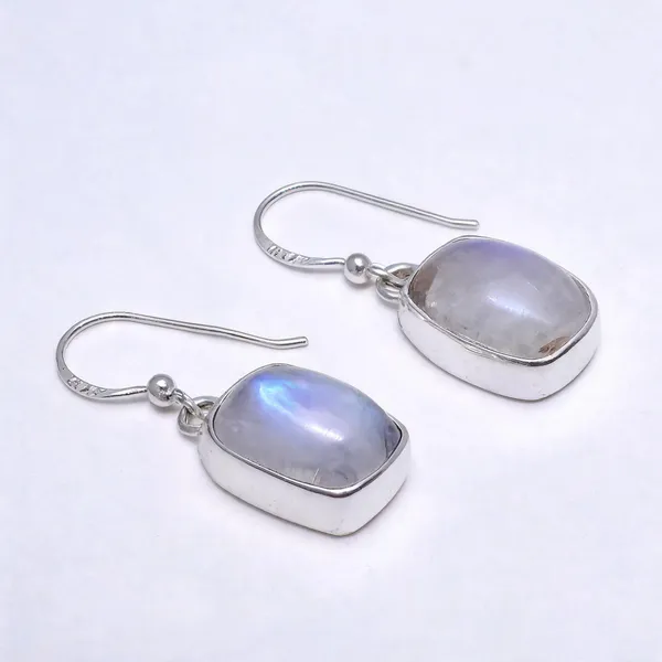 Rainbow_Moonstone_Sterling_Silver_Earring