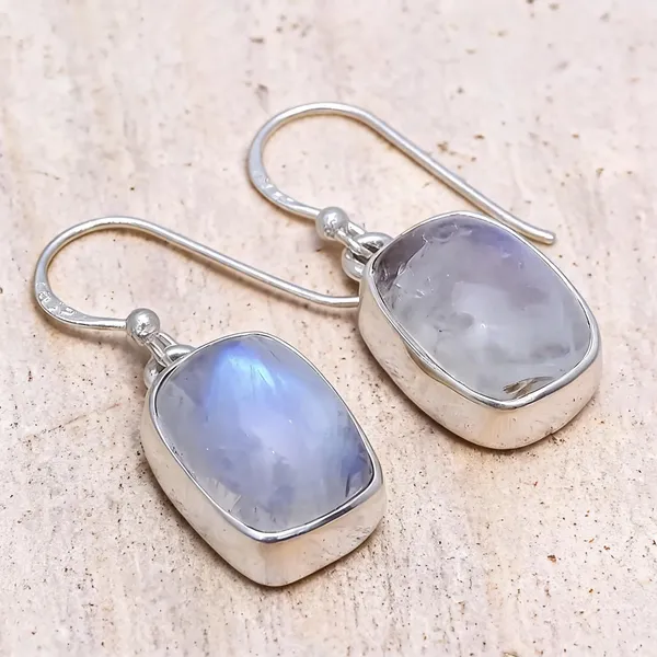 Rainbow_Moonstone_Sterling_Silver_Earring