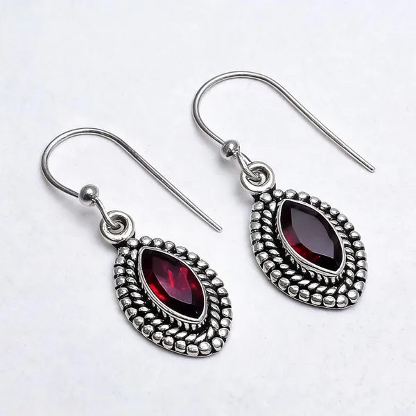 Garnet_Sterling_Silver_Earrings