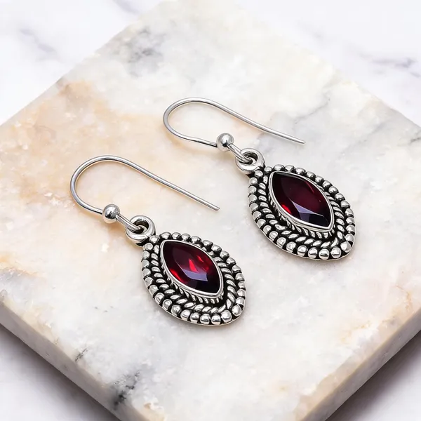Garnet_Sterling_Silver_Earrings