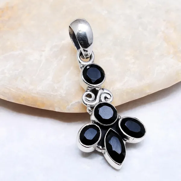 Onyx_Sterling_Silver_Pendant