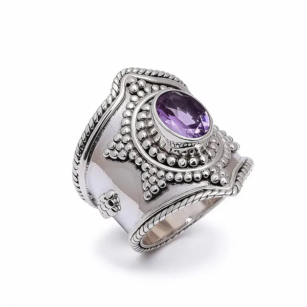 Sterling_Silver_Amethyst_Ring