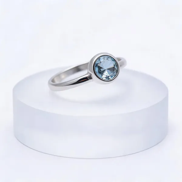 Sterling_Silver_Blue_Topaz_Ring
