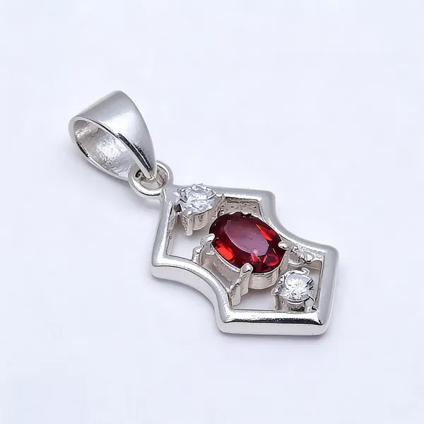 Sterling_Silver_Gemstone_Pendant