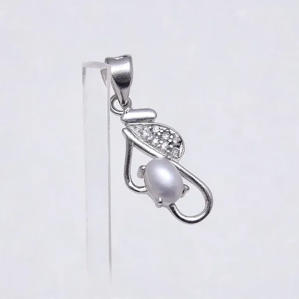 Pearl_And_White_Topaz_Sterling_Silver_Pendant
