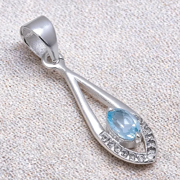 Sterling_Silver_Topaz_Pendant