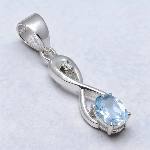 Sterling_Silver_Topaz_Pendant