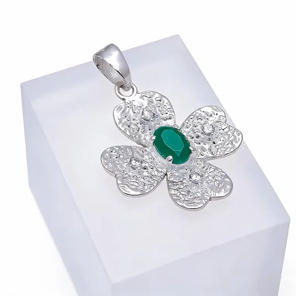 Sterling_Silver_Emerald_And_White_Topaz_Pendant
