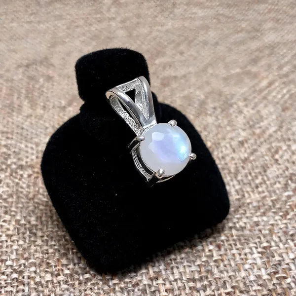 Moonstone_Sterling_Silver_Pendant