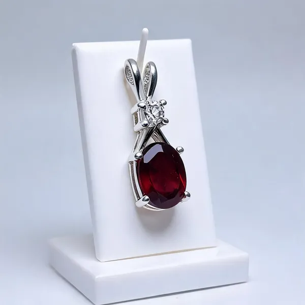 Garnet_And_White_Topaz_Sterling_Silver_Pendant