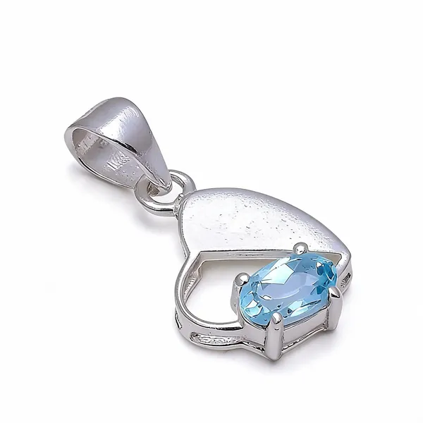 Sterling_Silver_Blue_Topaz_Pendant
