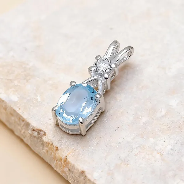 Topaz_Sterling_Silver_Pendant