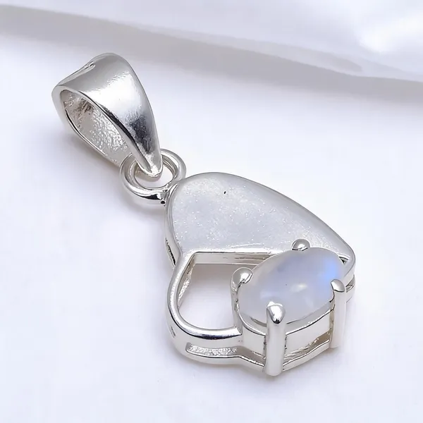 Moonstone_Sterling_Silver_Pendant