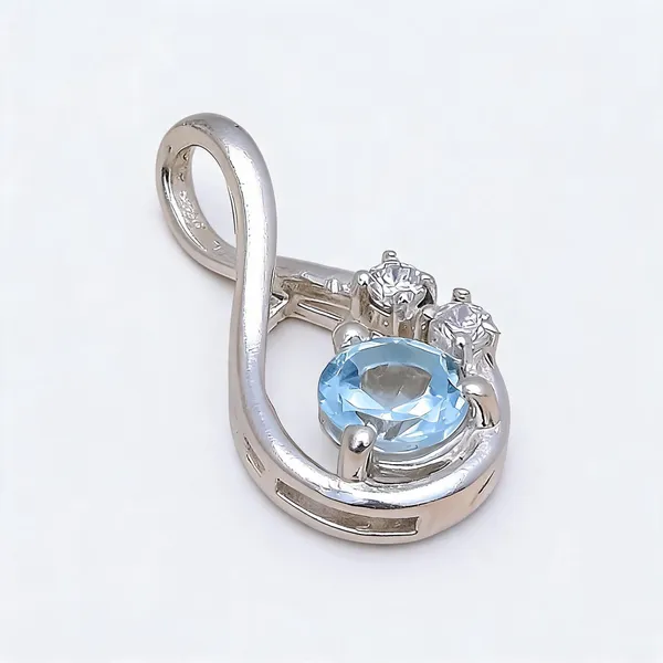 Topaz_Sterling_Silver_Pendant