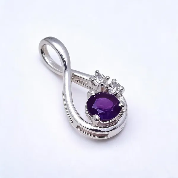 Sterling_Silver_Gemstone_Pendant