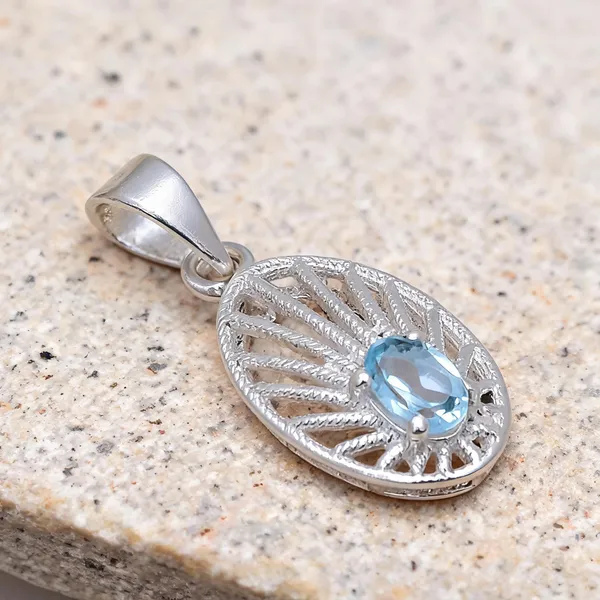 Blue_Topaz_Sterling_Silver_Pendant