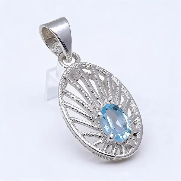 Blue_Topaz_Sterling_Silver_Pendant
