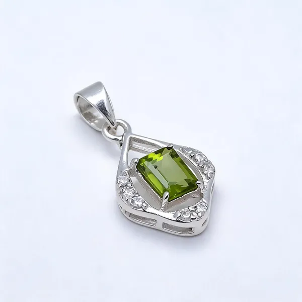 Sterling_Silver_Gemstone_Pendant