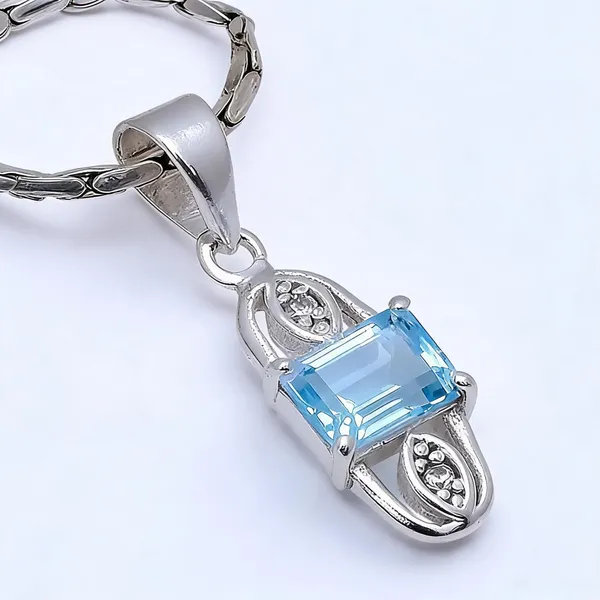 Topaz_Sterling_Silver_Pendant