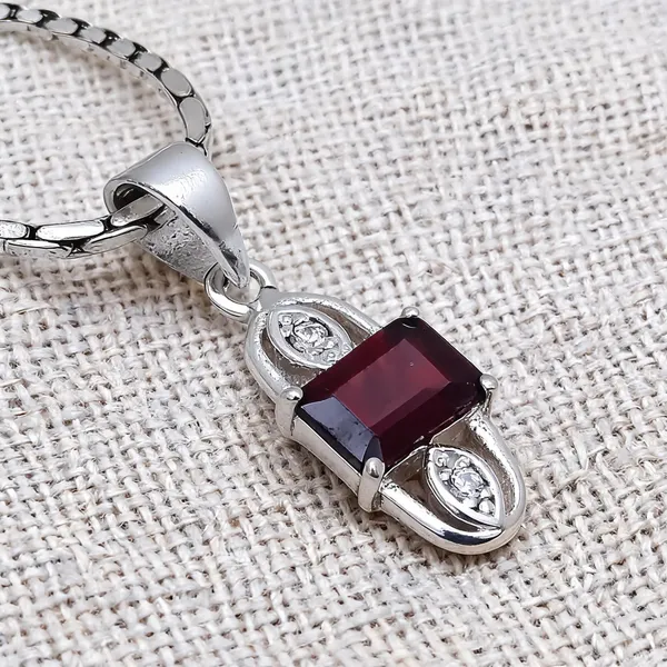 Garnet_And_White_Topaz_Sterling_Silver_Pendant