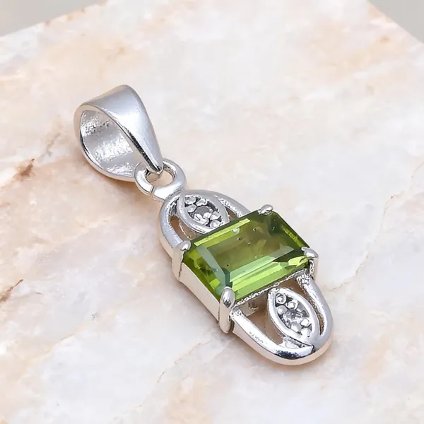 Sterling_Silver_Gemstone_Pendant