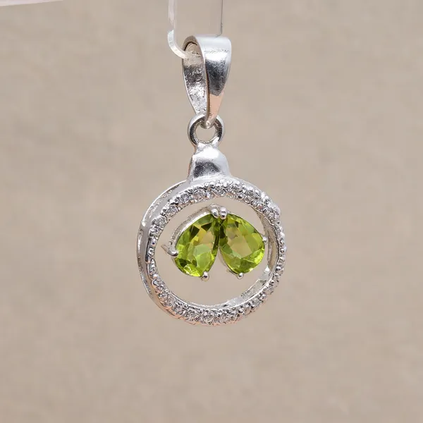 Sterling_Silver_Gemstone_Pendant