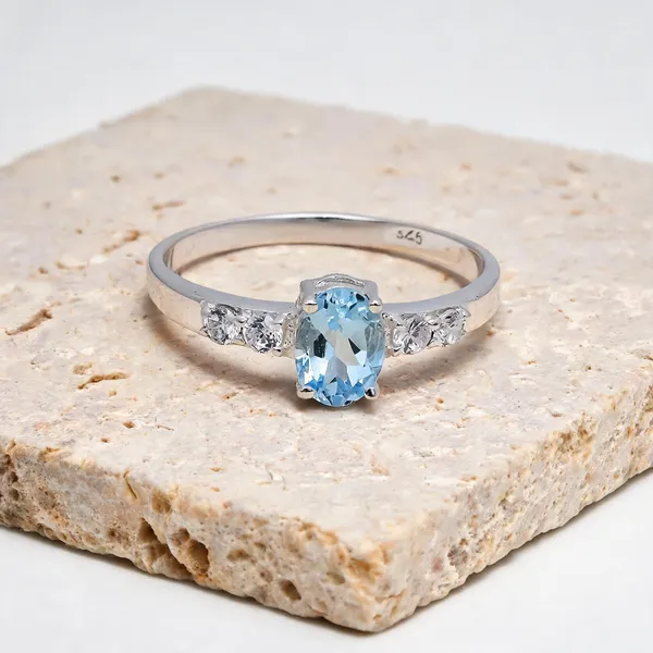 Sterling_Silver_Topaz_Ring