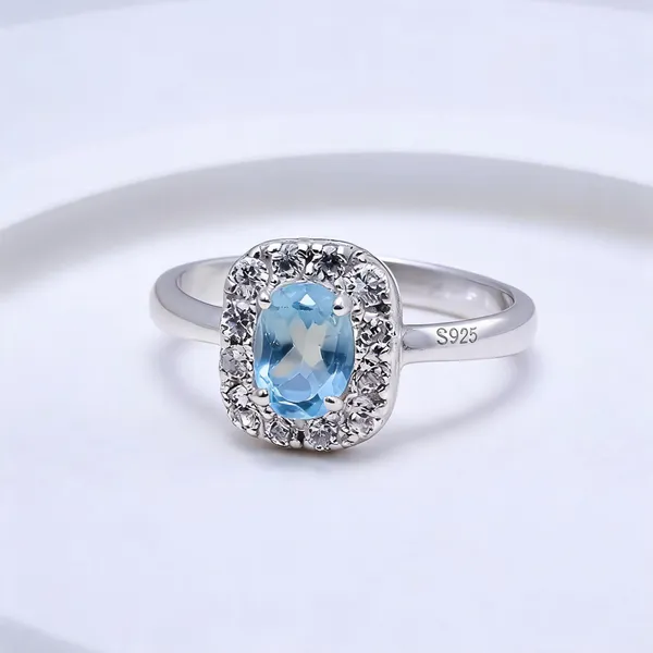 Sterling_Silver_Topaz_Ring