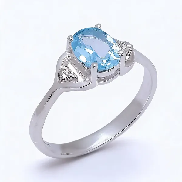 Sterling_Silver_Topaz_Ring