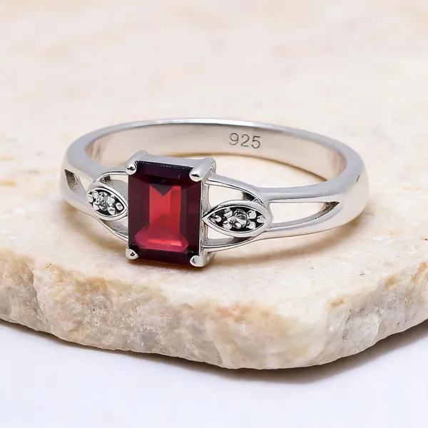 Sterling_Silver_Gemstone_Ring
