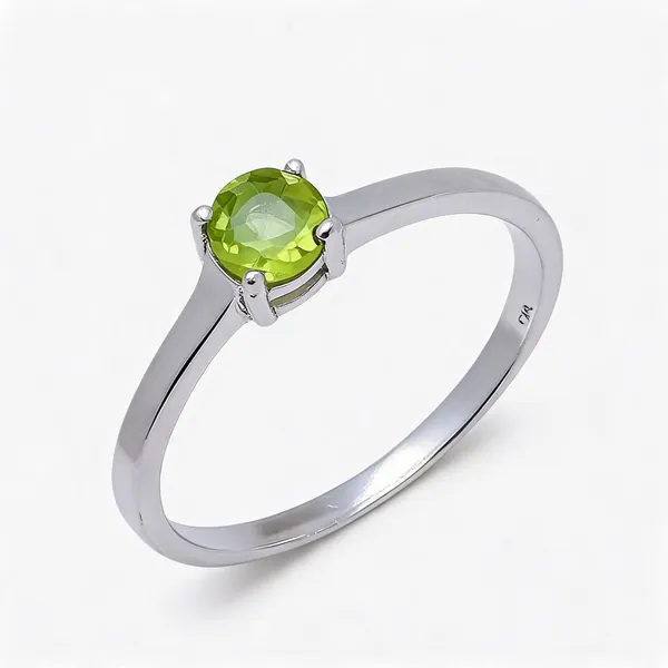 Sterling_Silver_Peridot_Ring