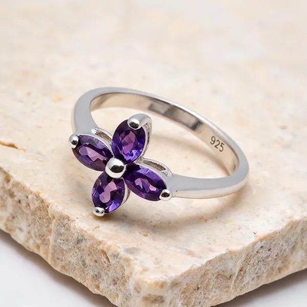 Sterling_Silver_Amethyst_Ring