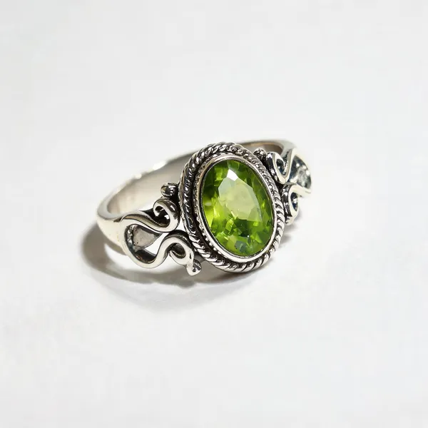 Peridot_Sterling_Silver_Ring