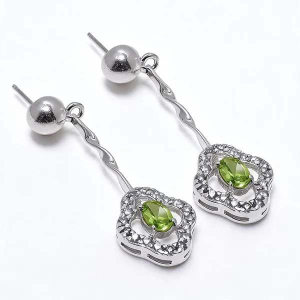 Sterling_Silver_Peridot_Earrings