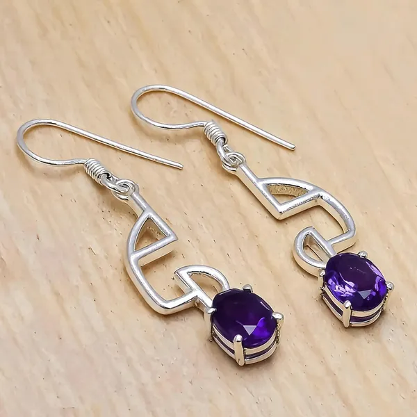 Sterling_Silver_Amethyst_Earrings