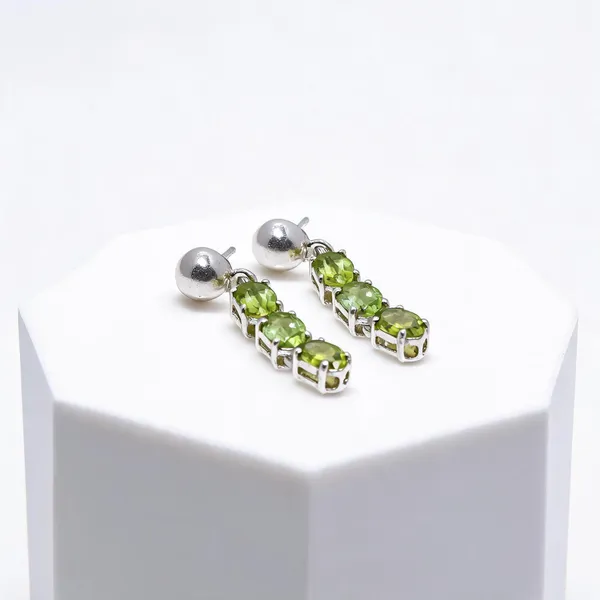 Sterling_Silver_Peridot_Earrings