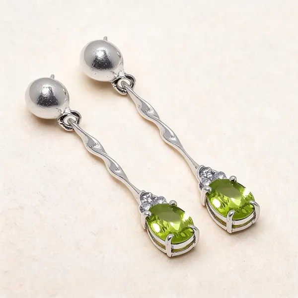 Sterling_Silver_Peridot_Gemstone_Earrings