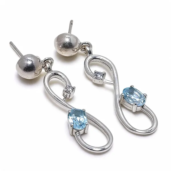 Sterling_Silver_Blue_Topaz_Earrings