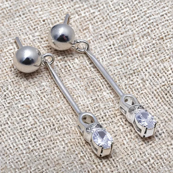 Sterling_Silver_White_Topaz_Earrings