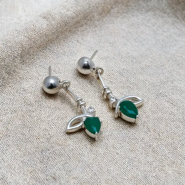 Sterling_Silver_Emerald_Cz_Earrings