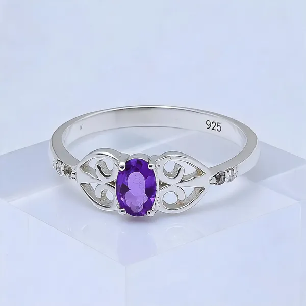 Sterling_Silver_Amethyst_Ring