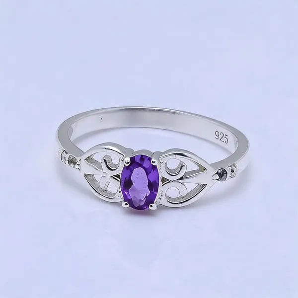 Sterling_Silver_Amethyst_Ring