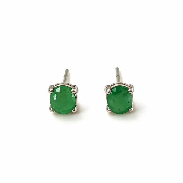 Silver_Plated_Solitaire_Stud_Earrings