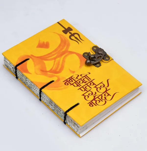 Handmade_Cardboard_Journal_With_Buckle_Lock