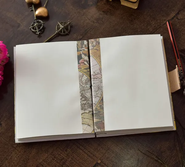 Handmade_Cardboard_Journal_With_Buckle_Lock