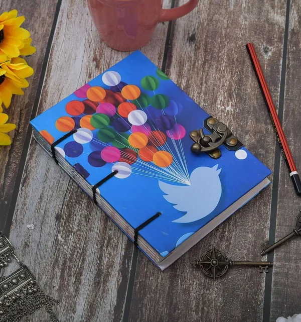 Handmade_Cardboard_Journal_With_Buckle_Lock