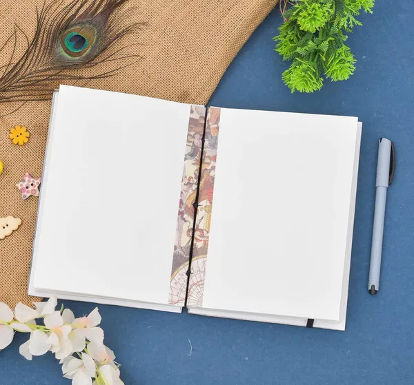 Handmade_Cardboard_Journal