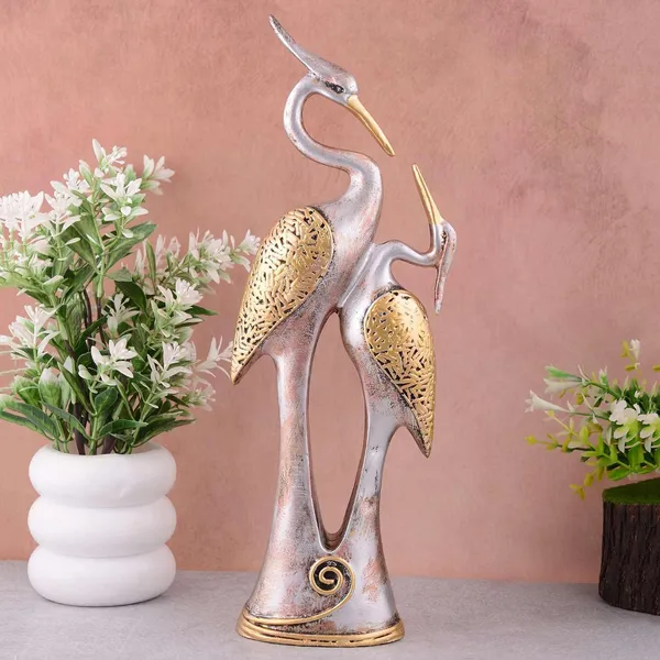 Swan_Figurine_Showpiece