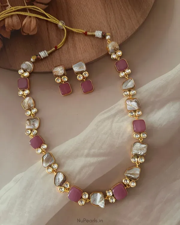 Pink_Lumaa_Mother_Of_Pearl_Kundan_Necklace_Set_18k_Gold_Plated