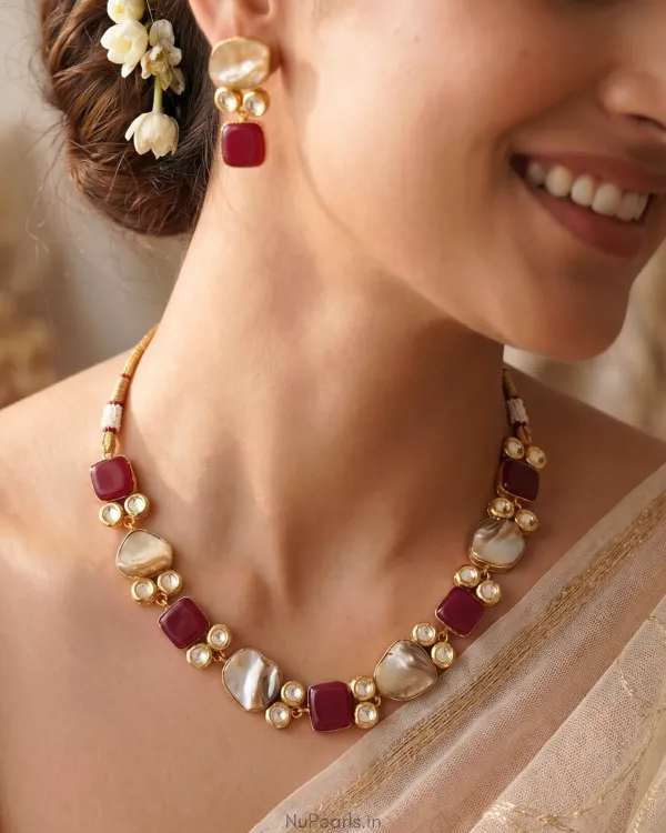 Ruby_Red_Alsia_Mother_Of_Pearl_Kundan_18k_Gold_Plated_Choker_With_Earring